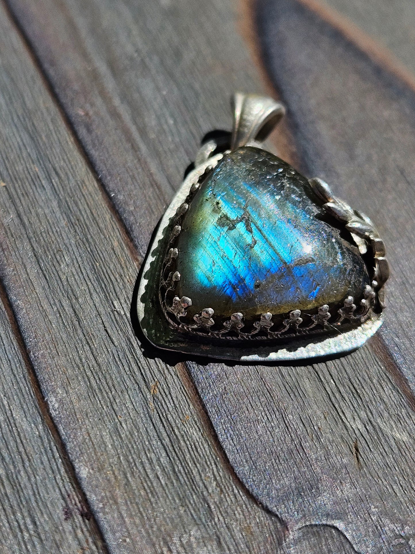Labradorite Pendant with Vine Accent
