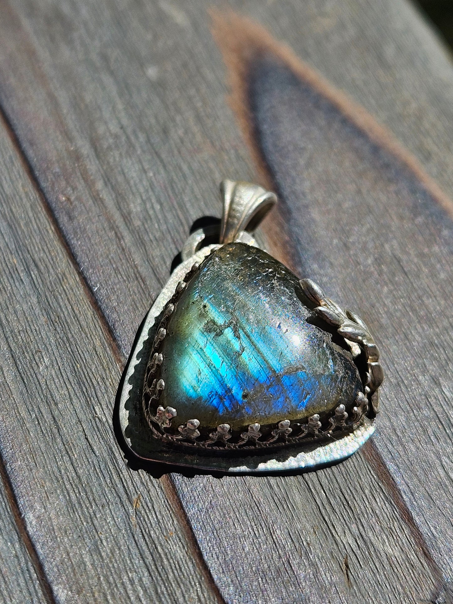 Labradorite Pendant with Vine Accent