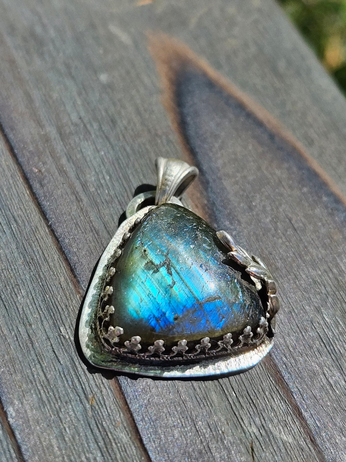 Labradorite Pendant with Vine Accent