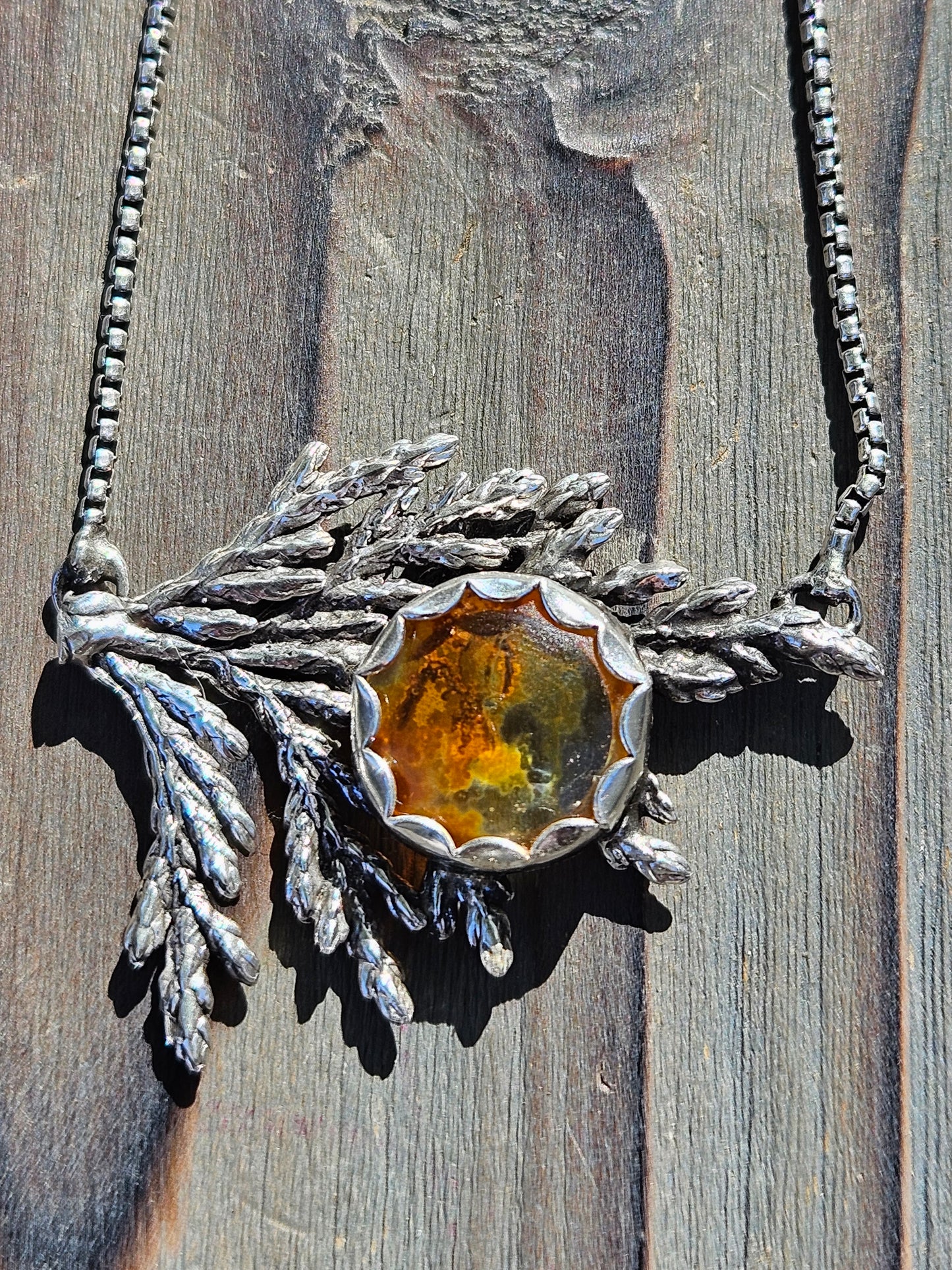 "Eye of Sauron" Iron Oxide Dendrite Quartz Cedar Necklace
