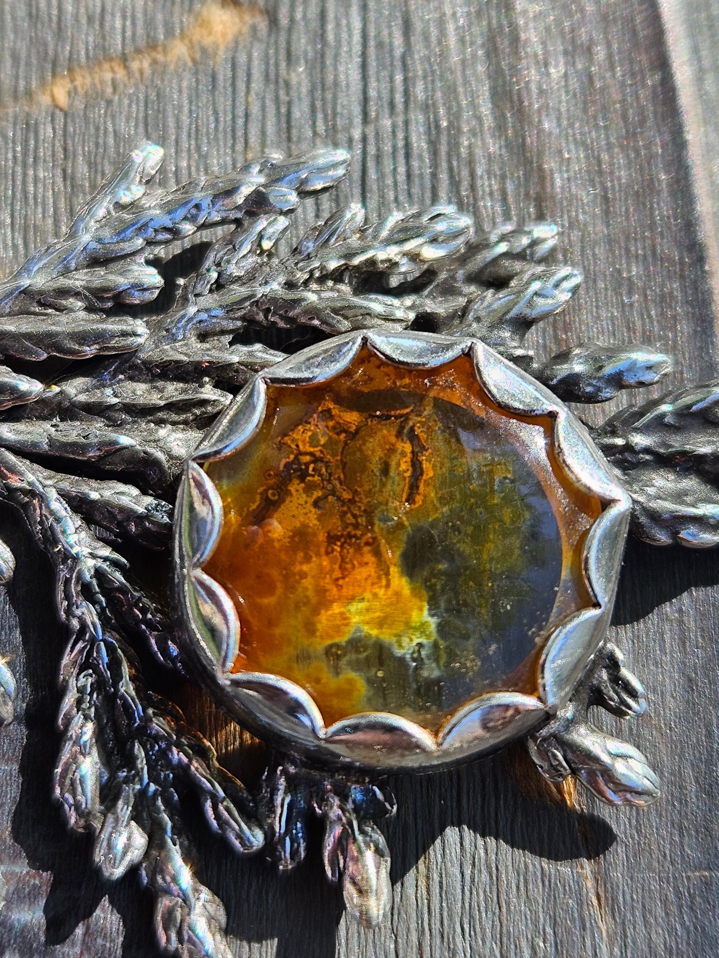 "Eye of Sauron" Iron Oxide Dendrite Quartz Cedar Necklace