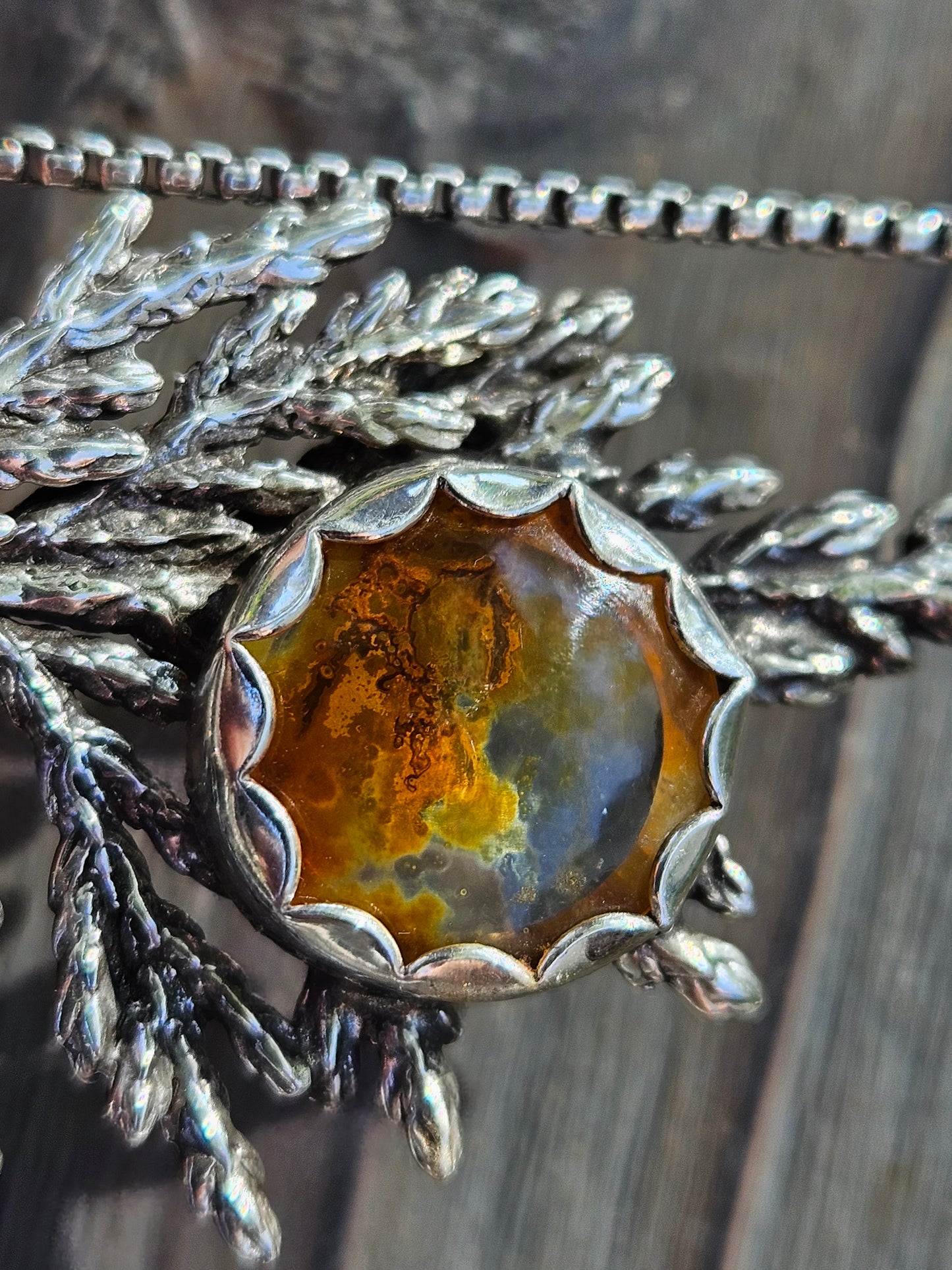 "Eye of Sauron" Iron Oxide Dendrite Quartz Cedar Necklace