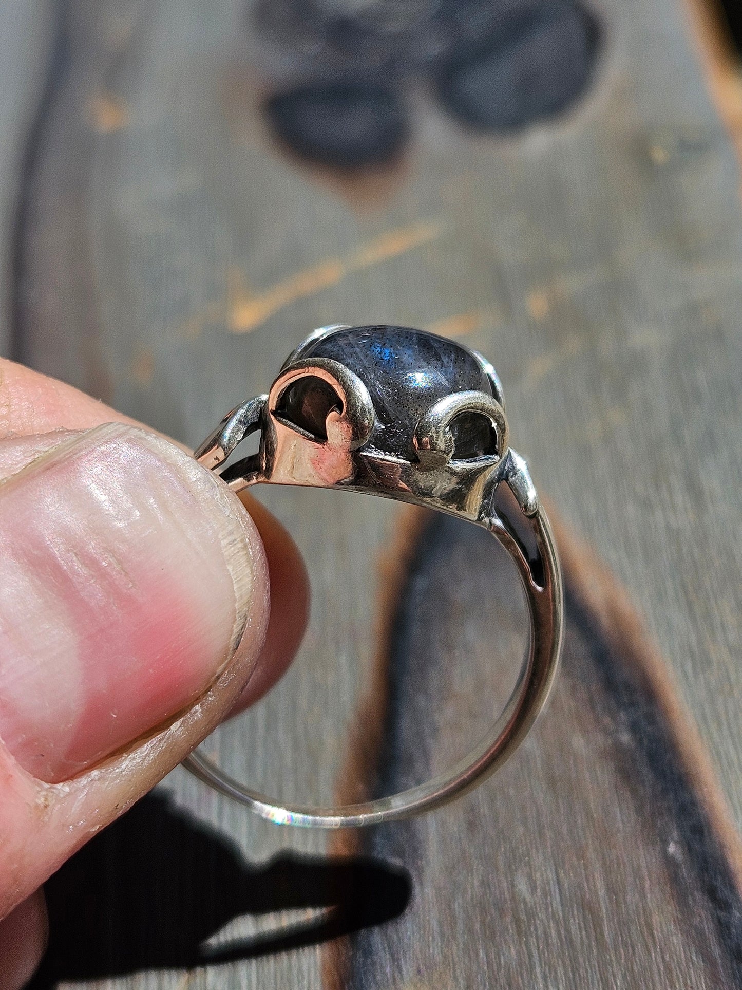 "Galadriel" Labradorite Ring, size 9