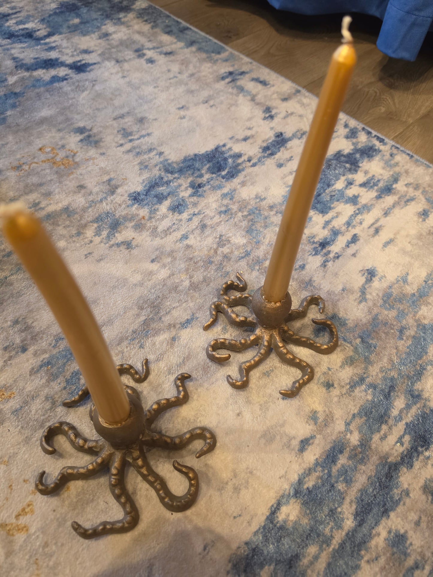 Octopus candle holder set w gold candles