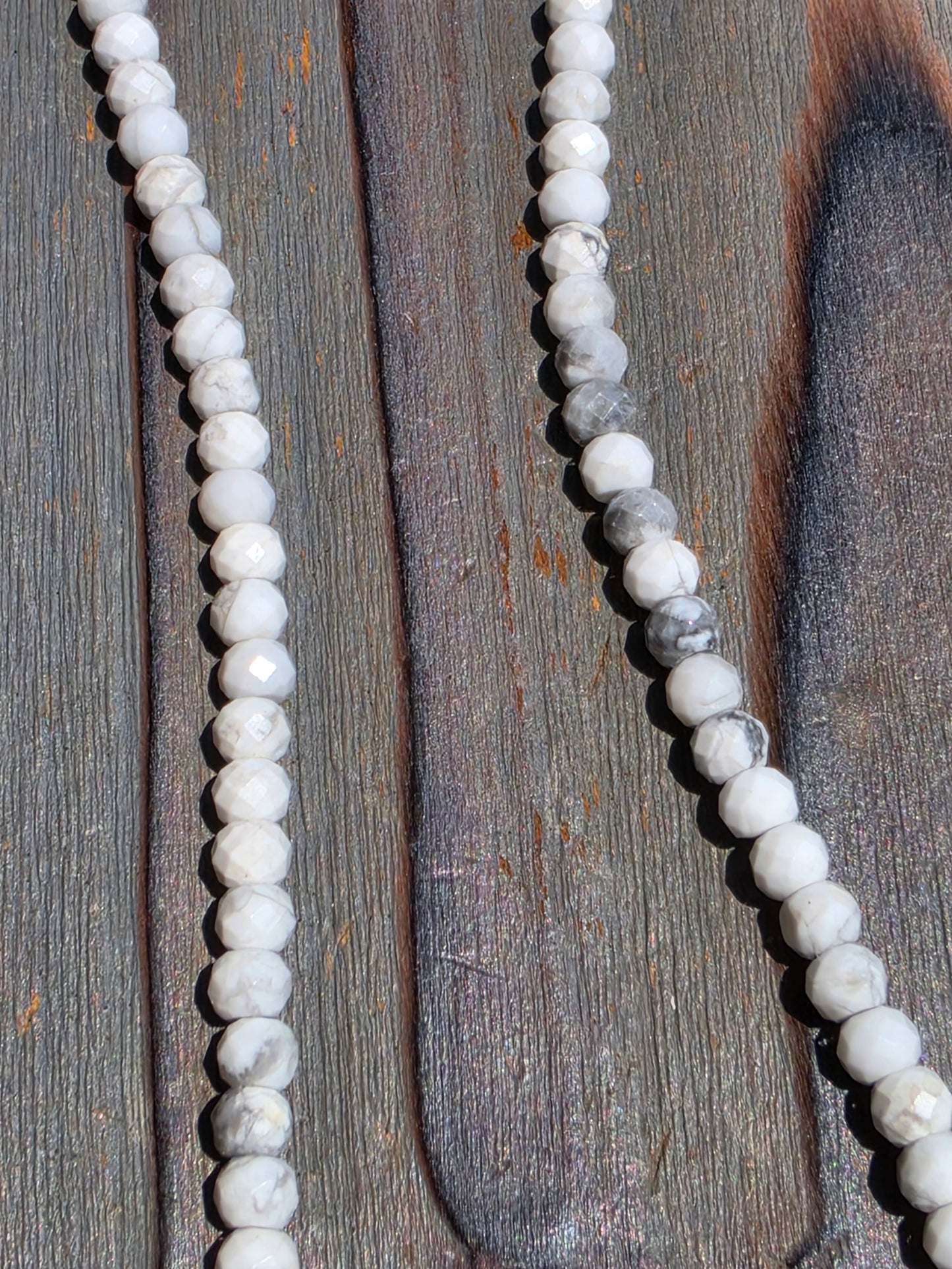 White Buffalo Beaded Necklace, 16.5in