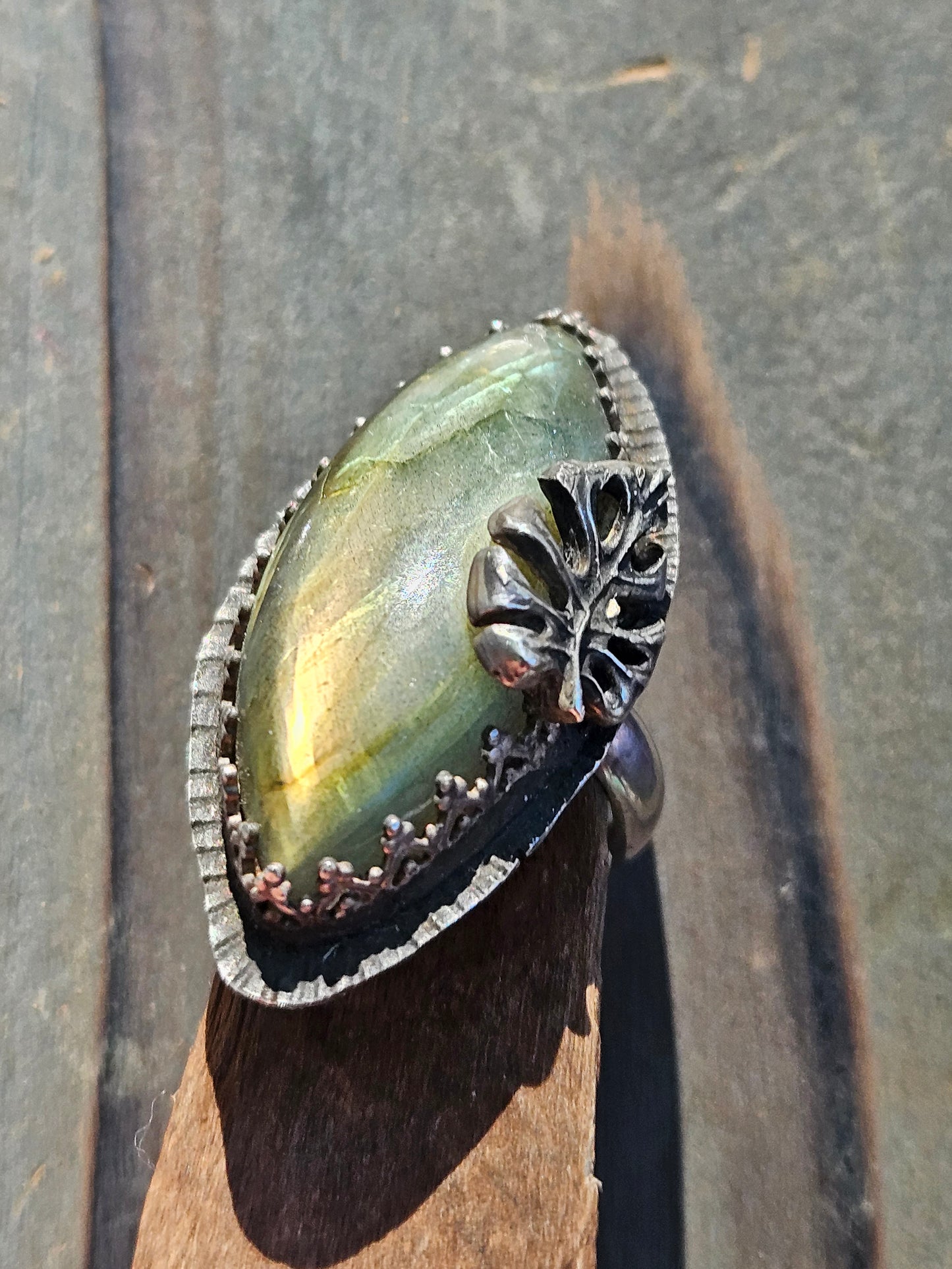 Labradorite and Monstera Ring, 7