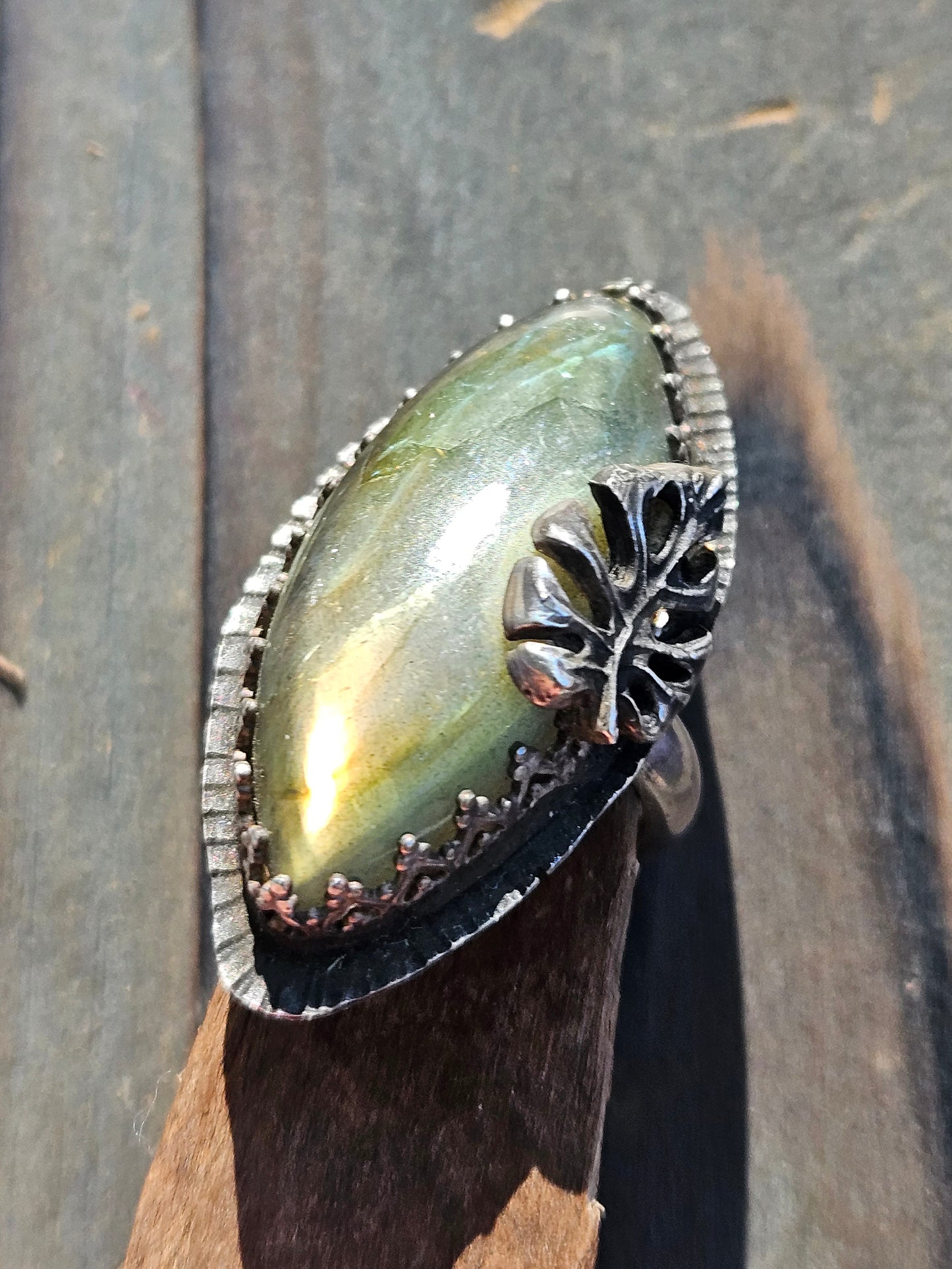 Labradorite and Monstera Ring, 7