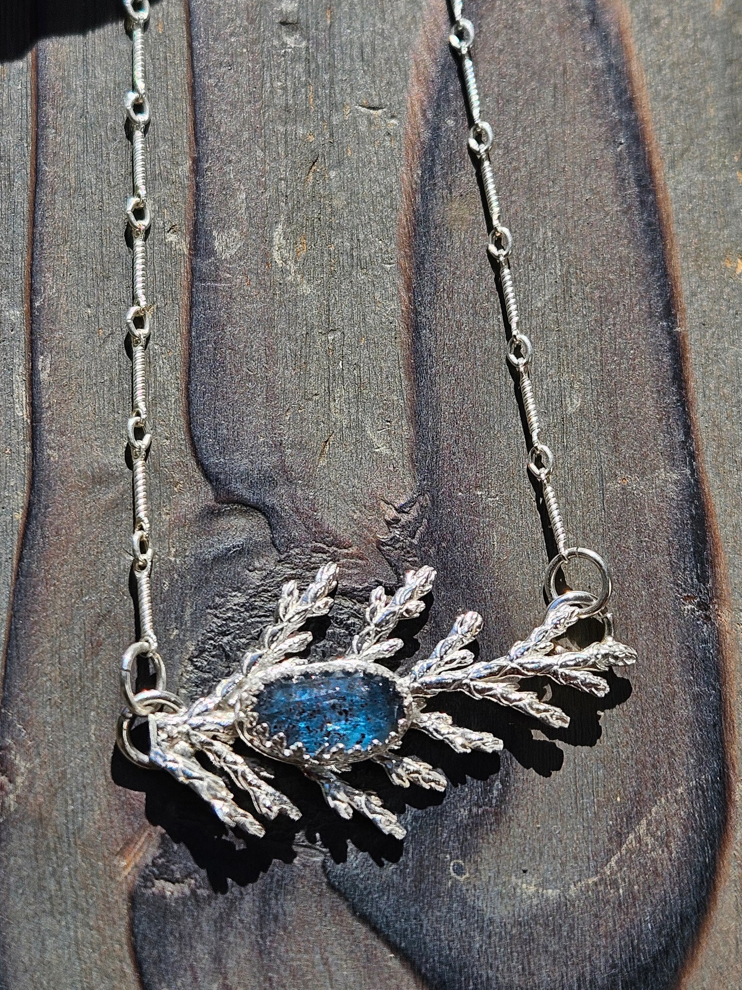 Blue Kyanite Cedar Necklace 17in