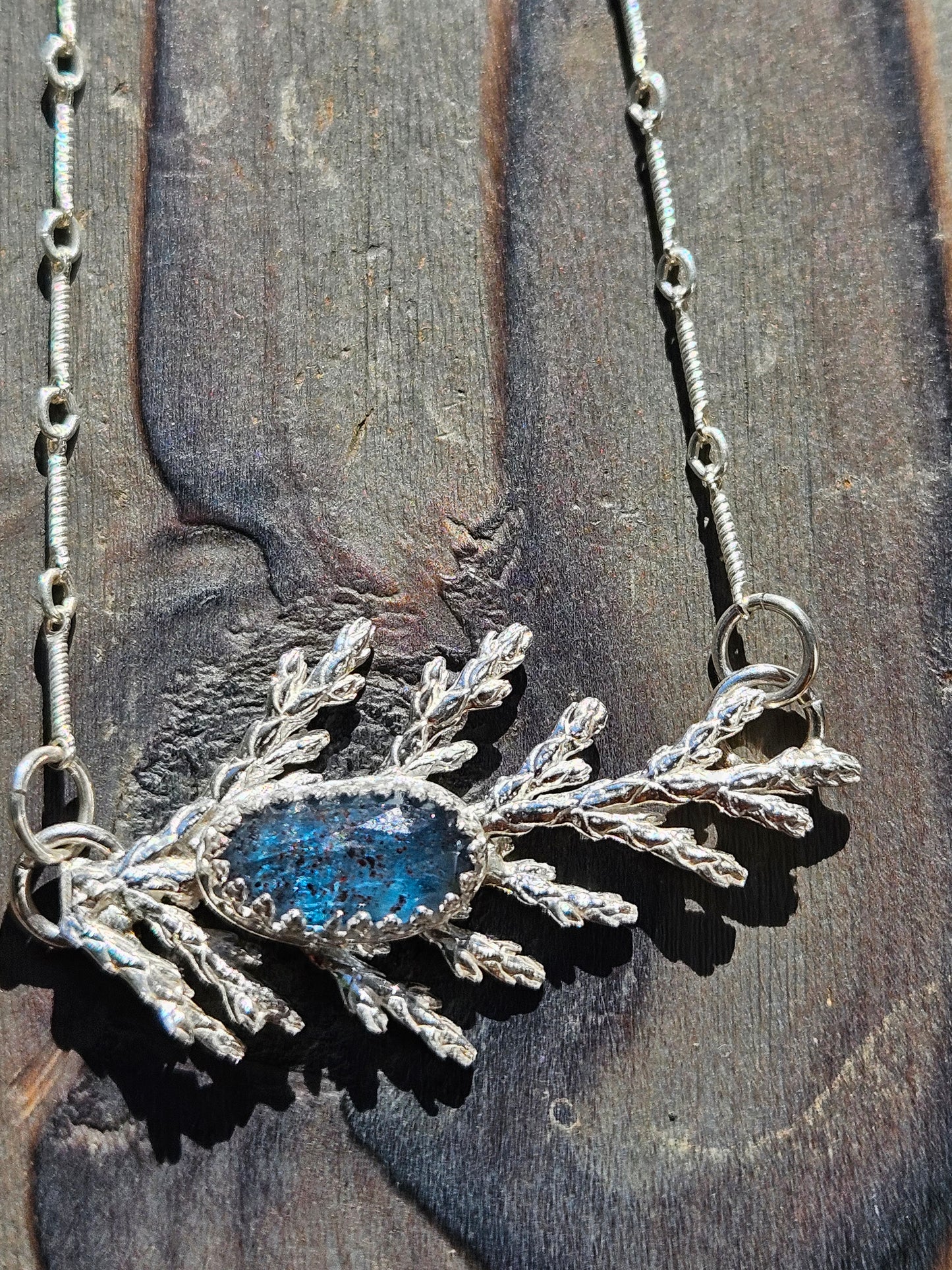 Blue Kyanite Cedar Necklace 17in