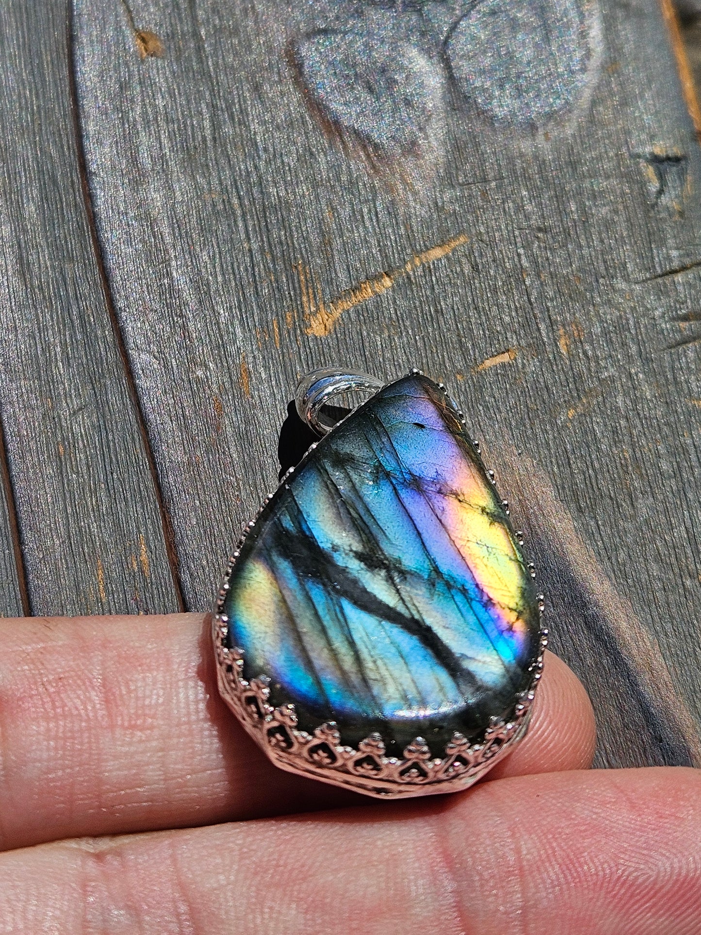 Labradorite pendant