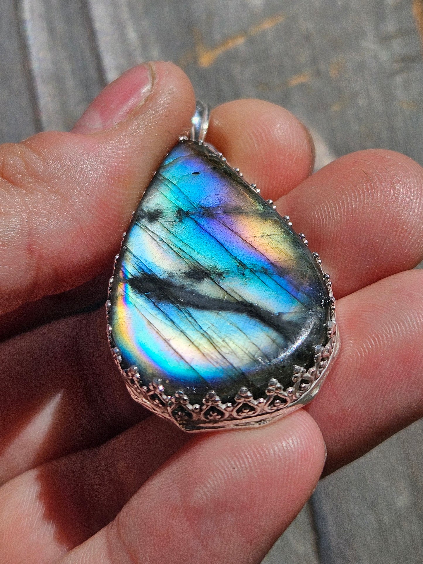 Labradorite pendant