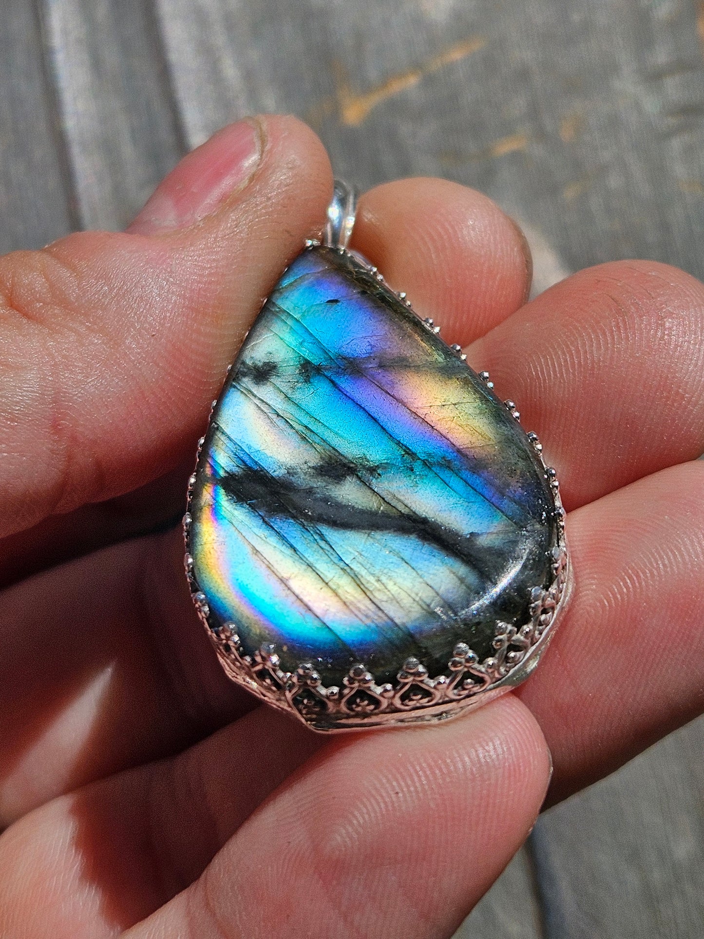 Labradorite pendant