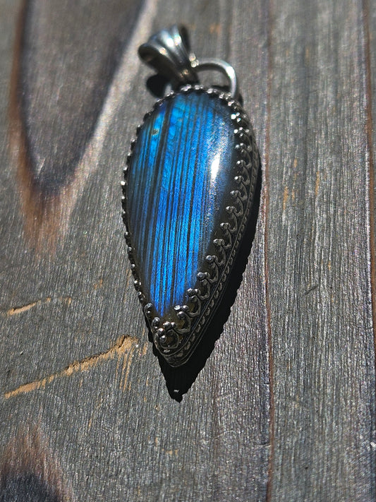 Labradorite Pendant