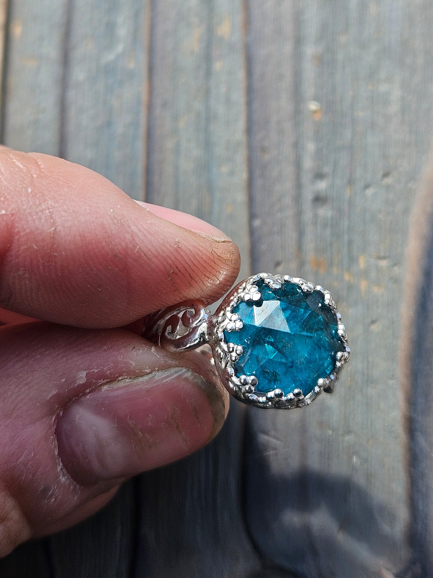 Neon Apatite Ring, 7