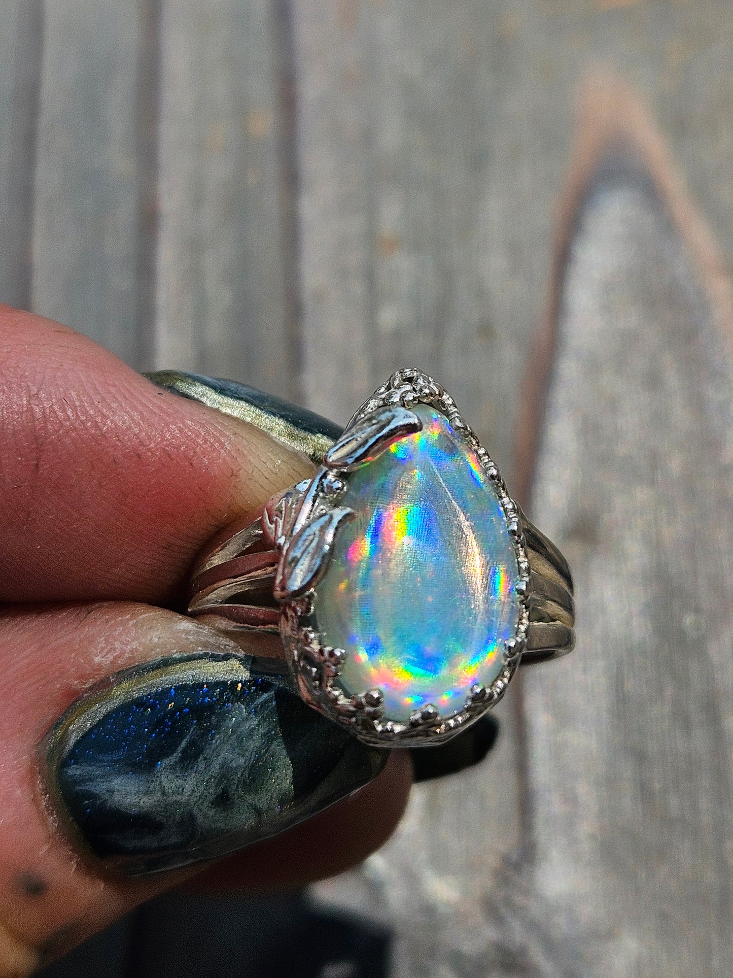 Disco Quartz Ring, Size 8