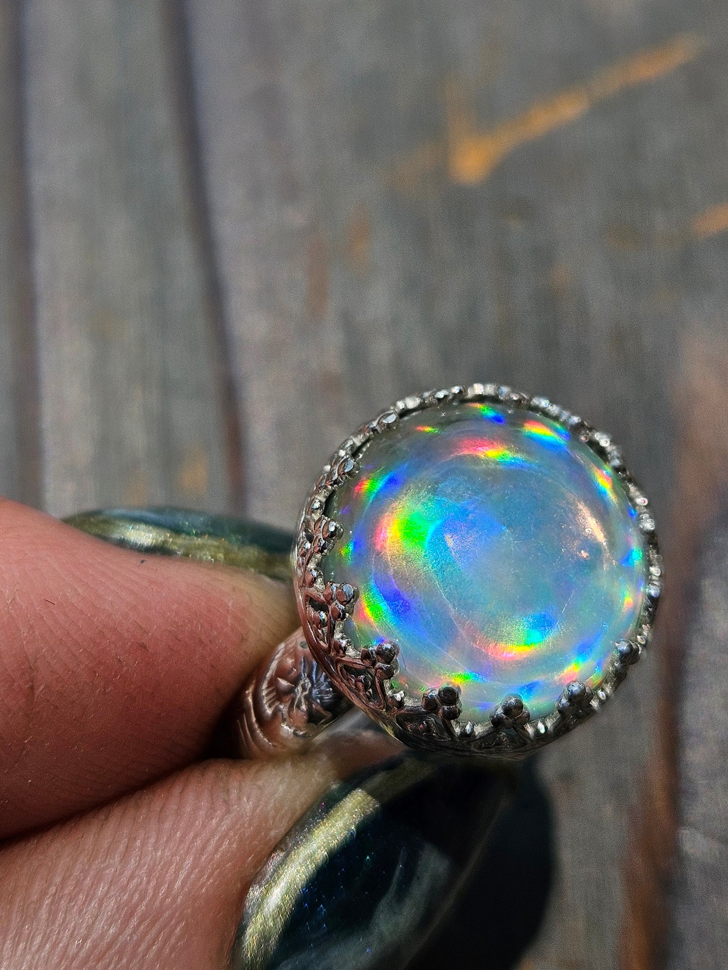 Disco Quartz Ring, Size 7