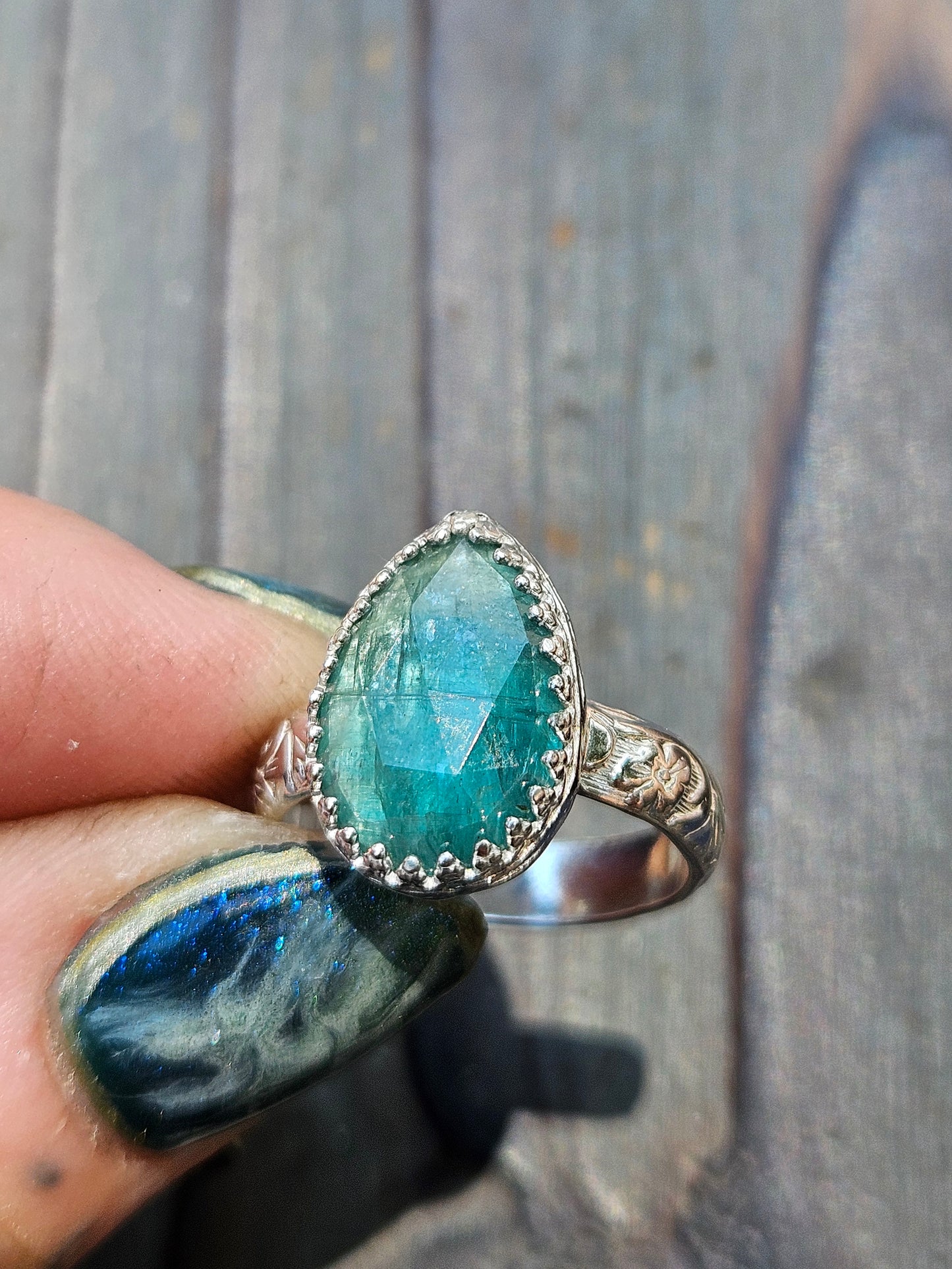 Green Kyanite Ring, Size 7