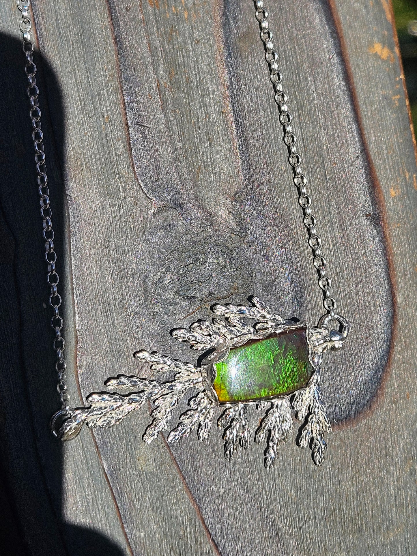 Green Ammolite and Cedar Necklace, 20in