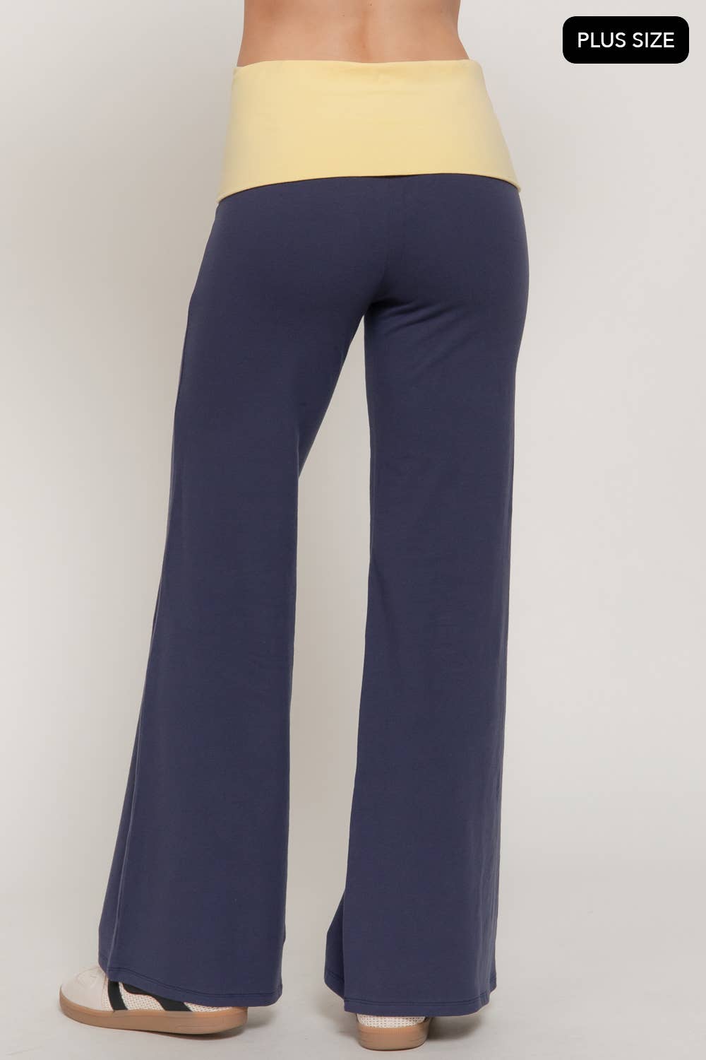 [PLUS SIZE] Contrasting Color Folded Waist Yoga Pants