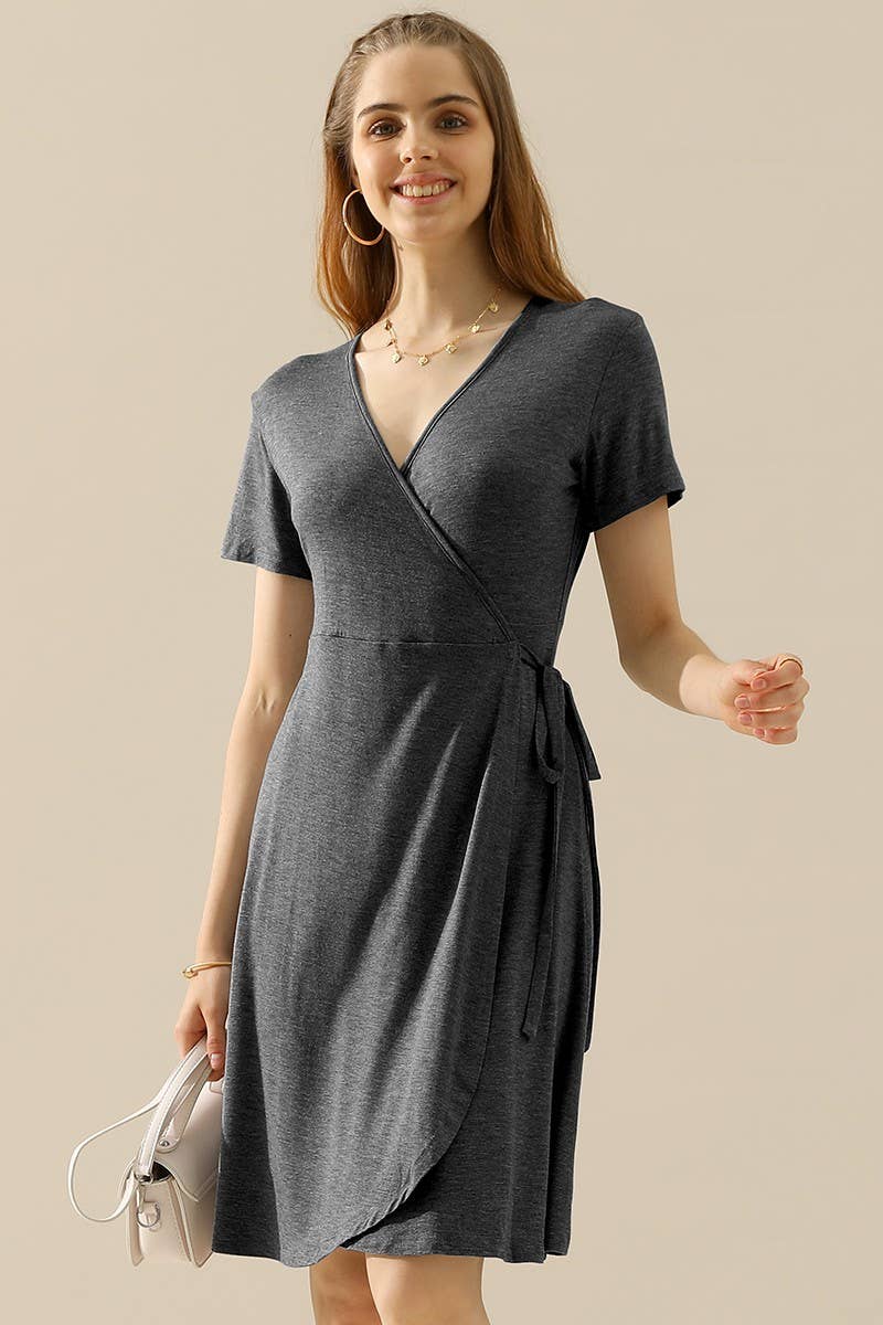 V NECK CASUALSHORT SLEEVE WRAP DRESSES