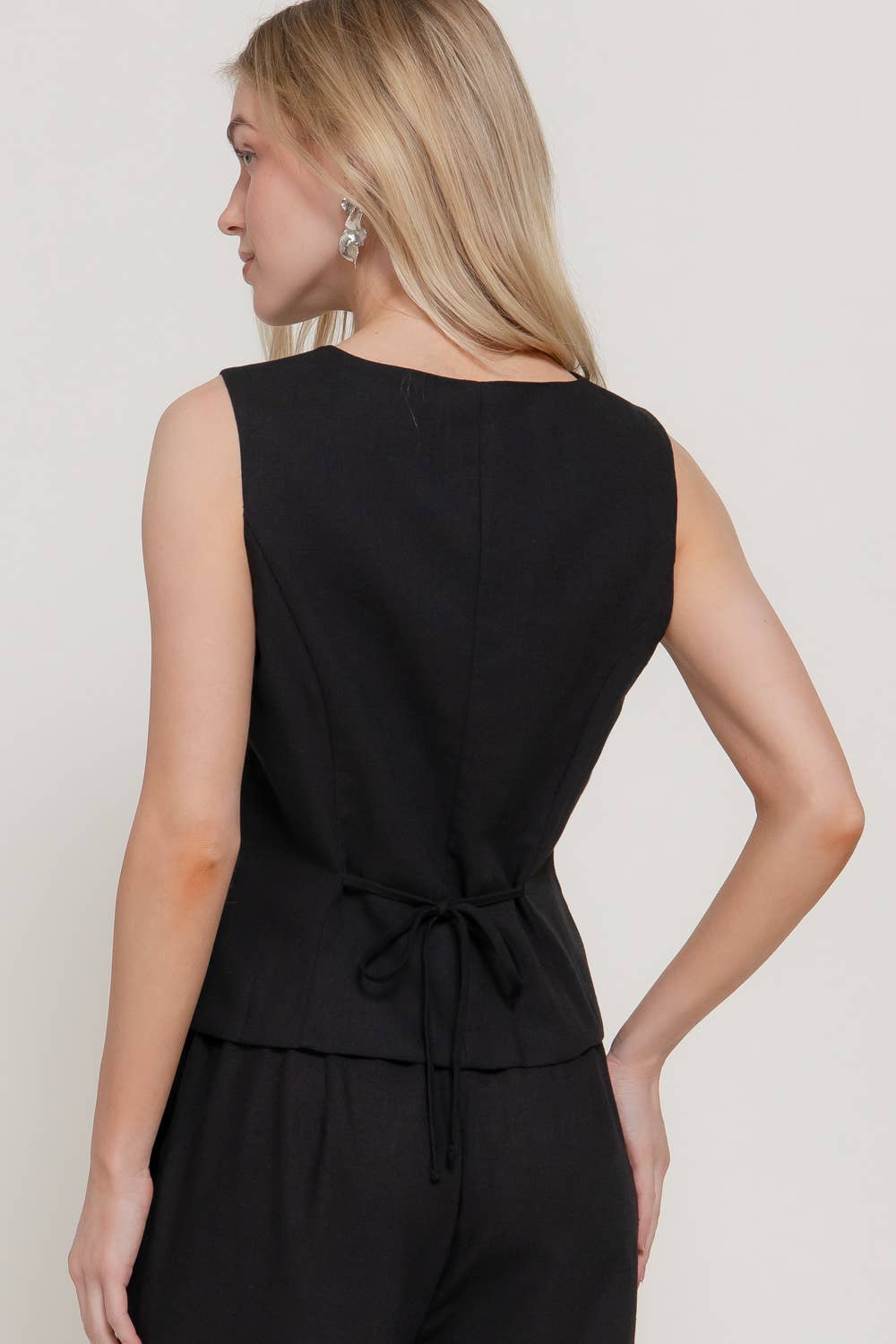 Round Neck Front Buttons Linen Effect Vest