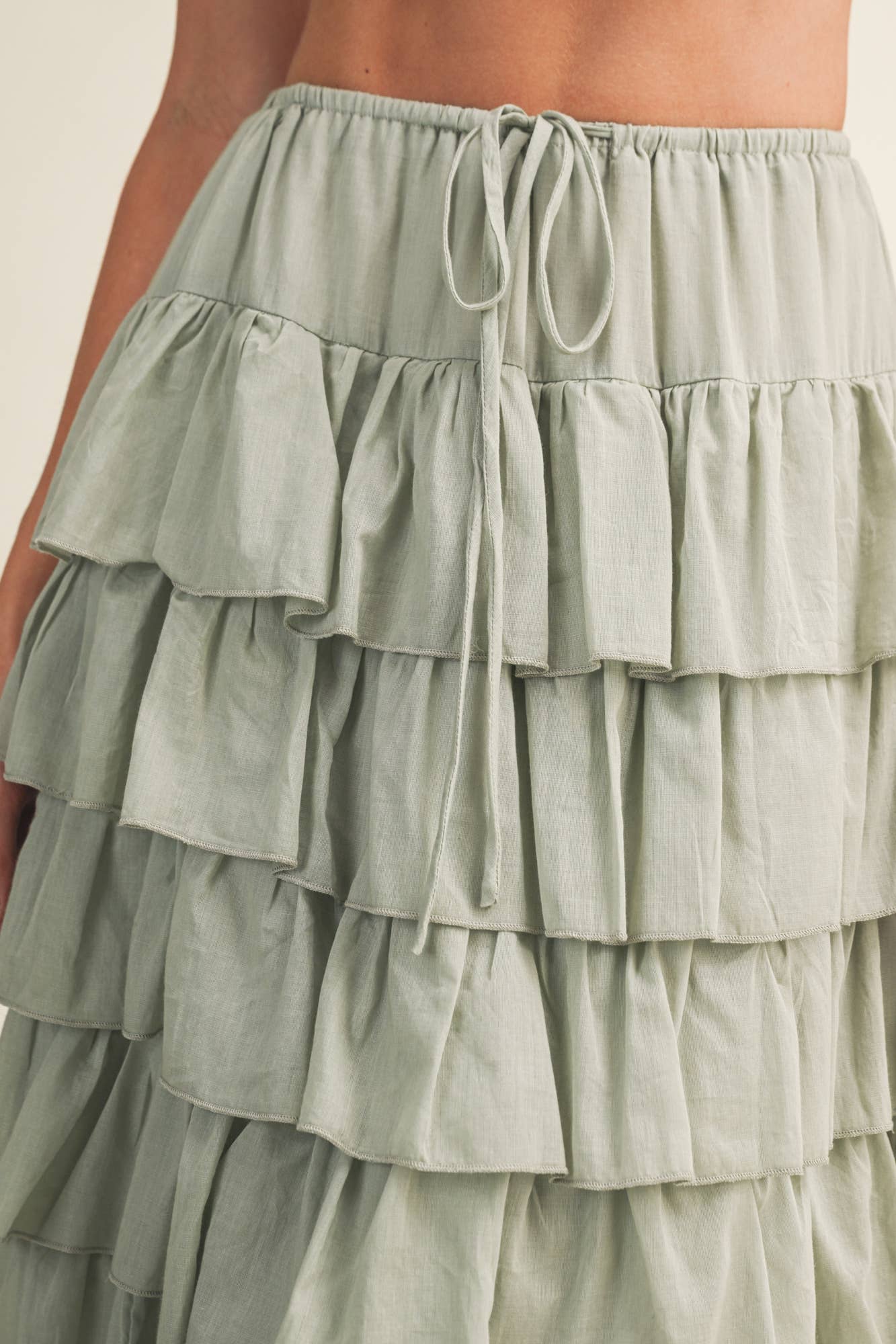 TIERED RUFFLE DRAWSTRING WAIST SKIRT