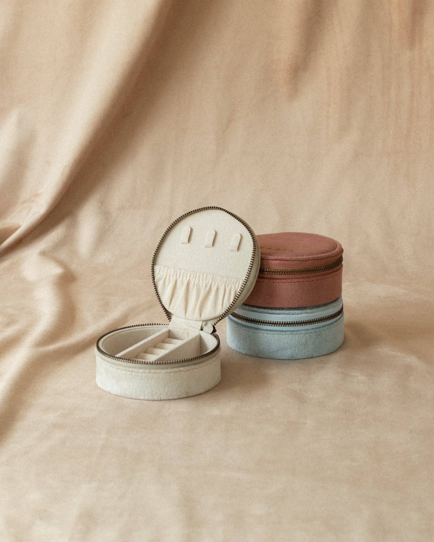 Macaron Jewelry Case