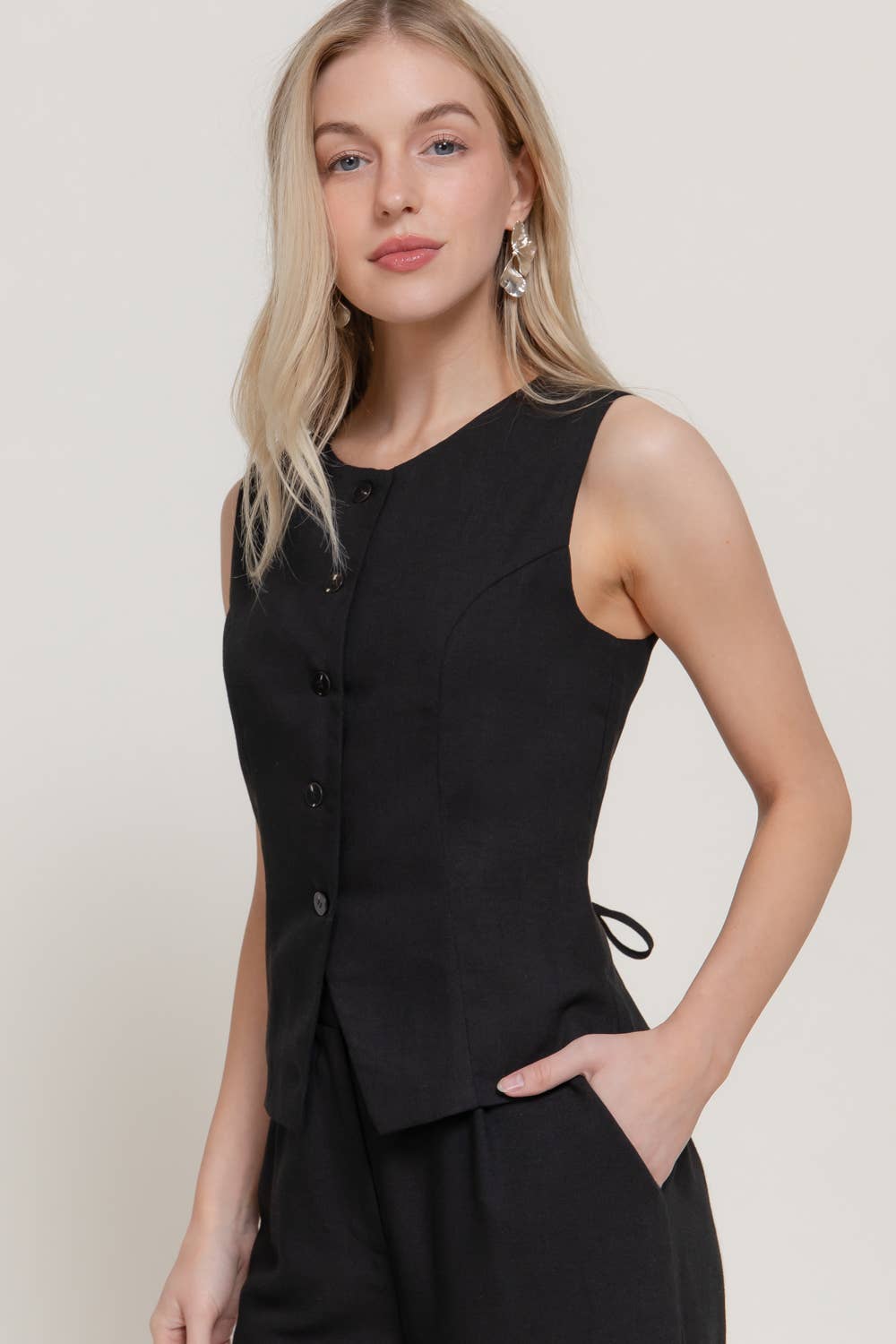 Round Neck Front Buttons Linen Effect Vest