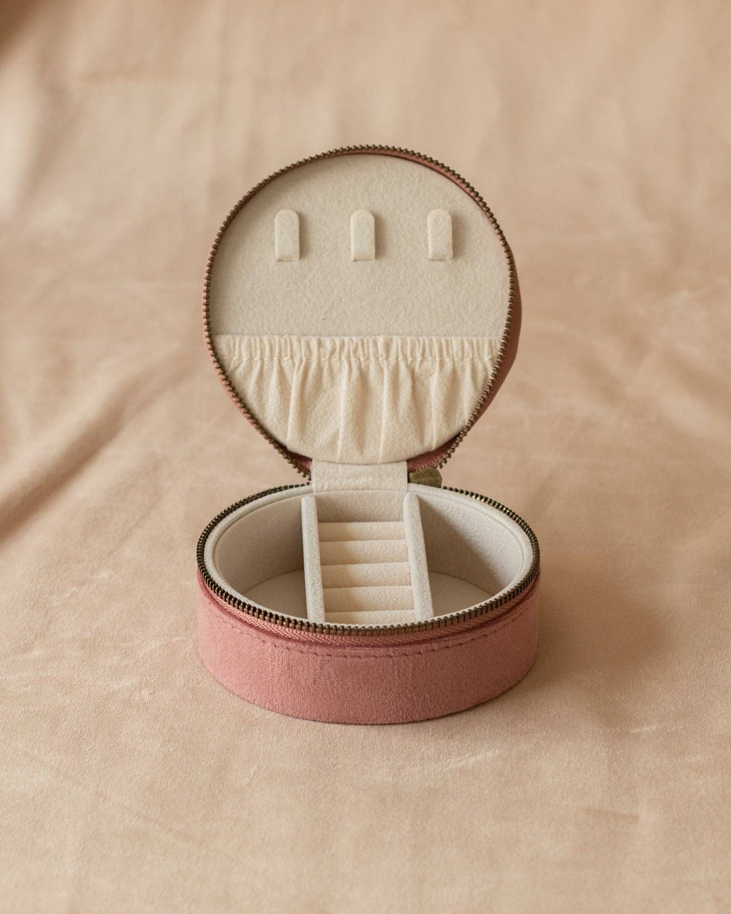 Macaron Jewelry Case