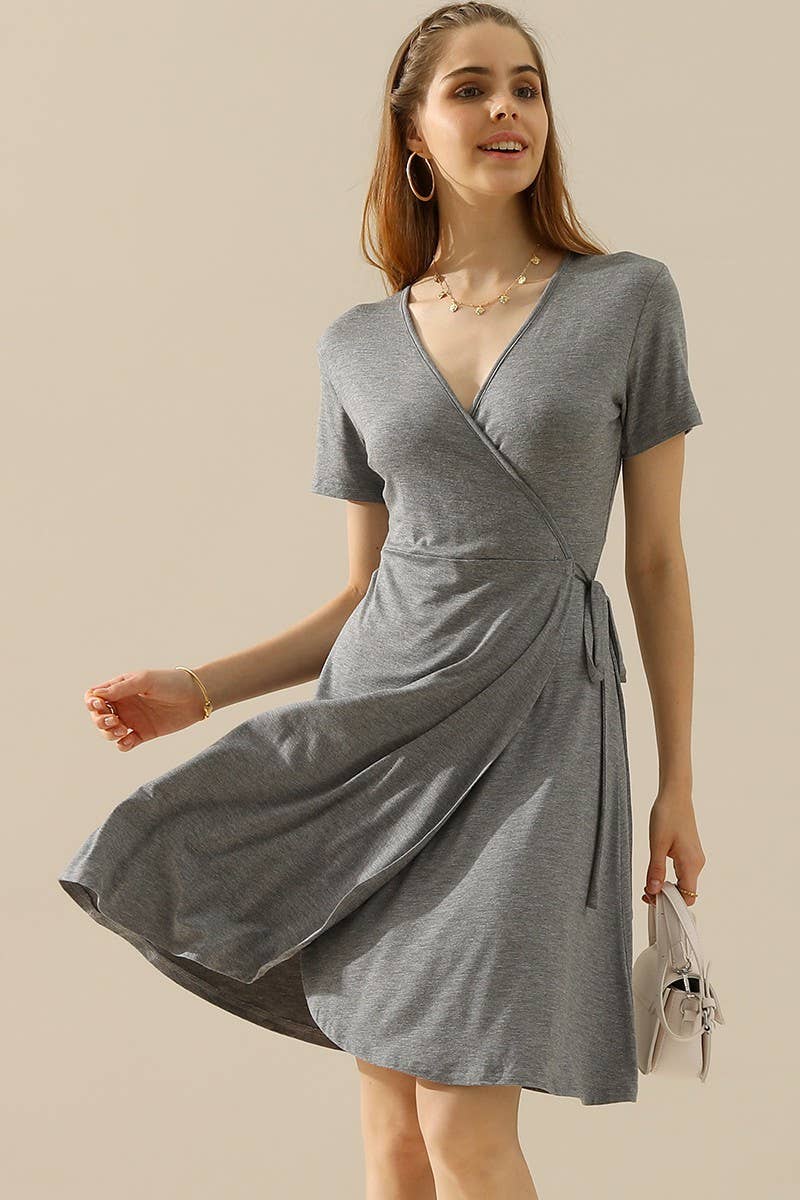 V NECK CASUALSHORT SLEEVE WRAP DRESSES