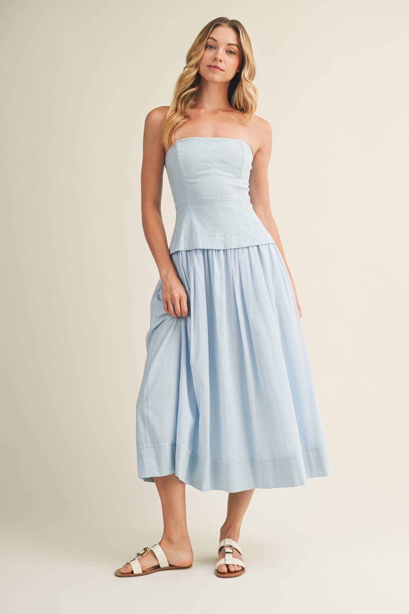 CORSET LINED STRAPLESS DRESS