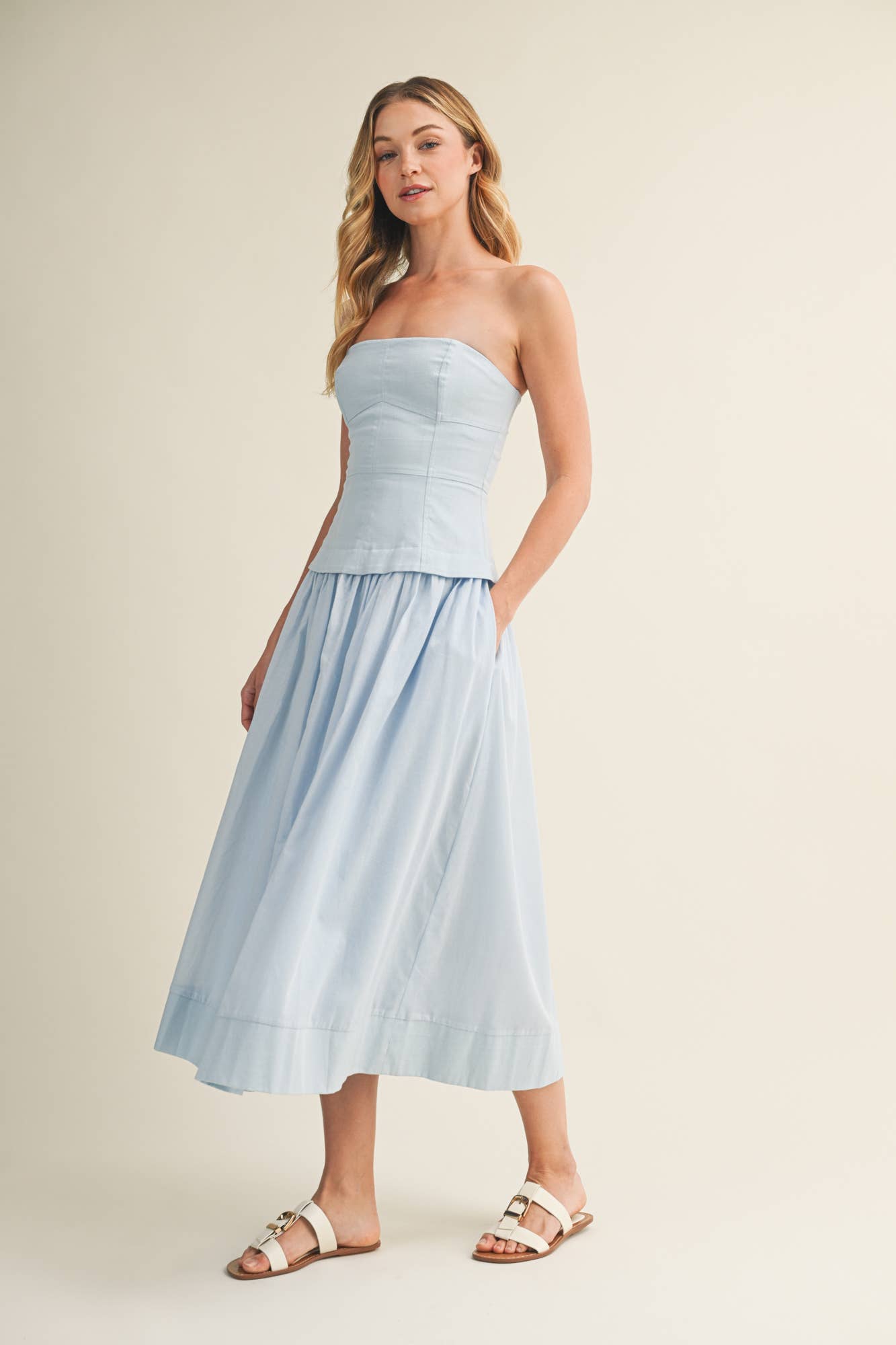 CORSET LINED STRAPLESS DRESS