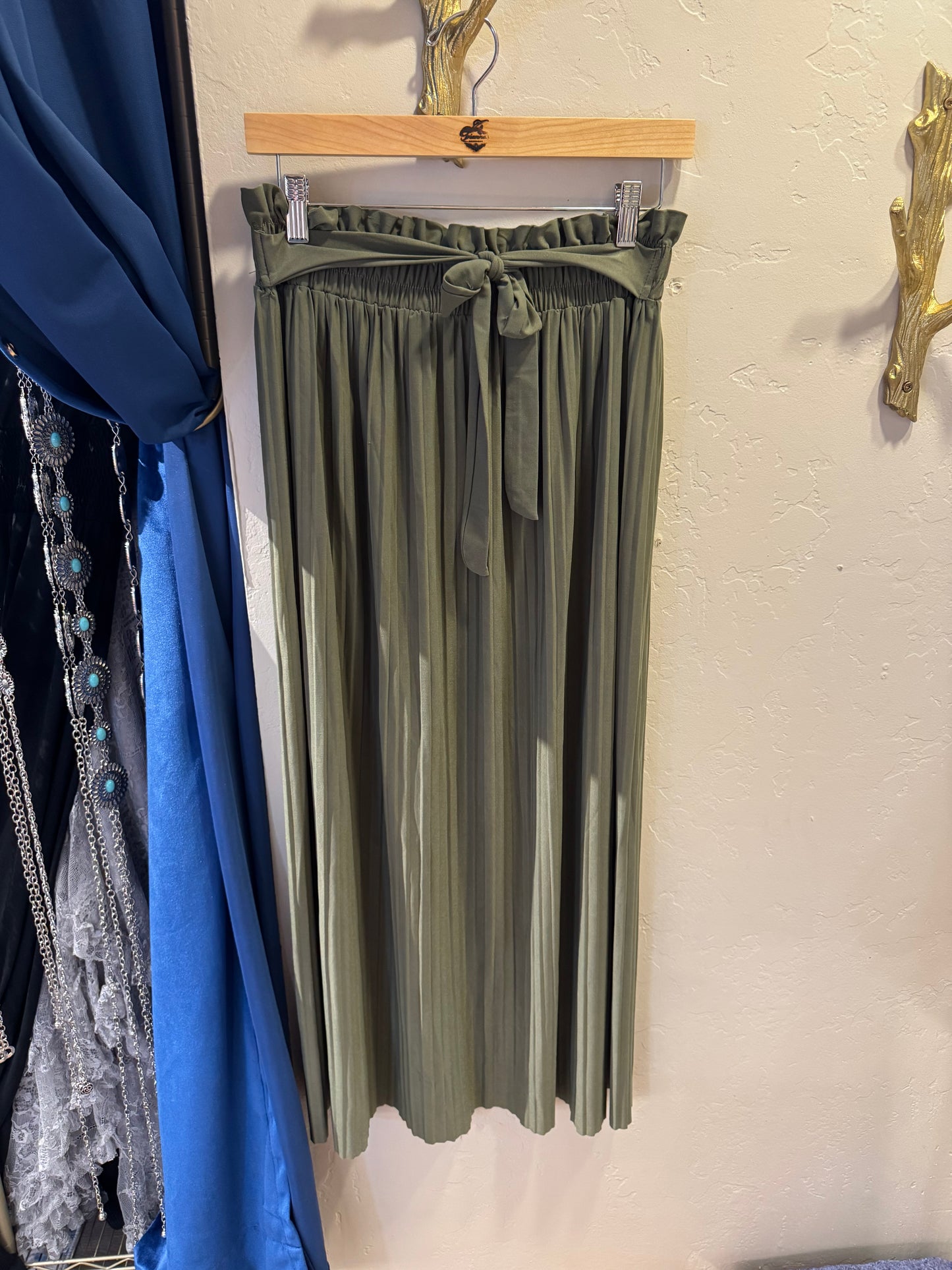 Green ruffle midi skirt